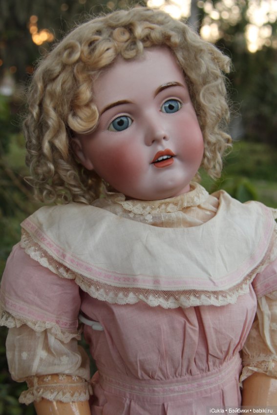Симонка привела подружку. Новая антикварная девочка 33"