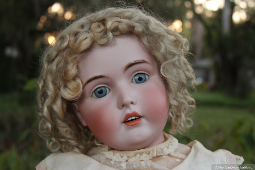 Симонка привела подружку. Новая антикварная девочка 33"