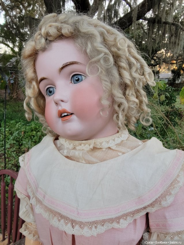 Симонка привела подружку. Новая антикварная девочка 33"