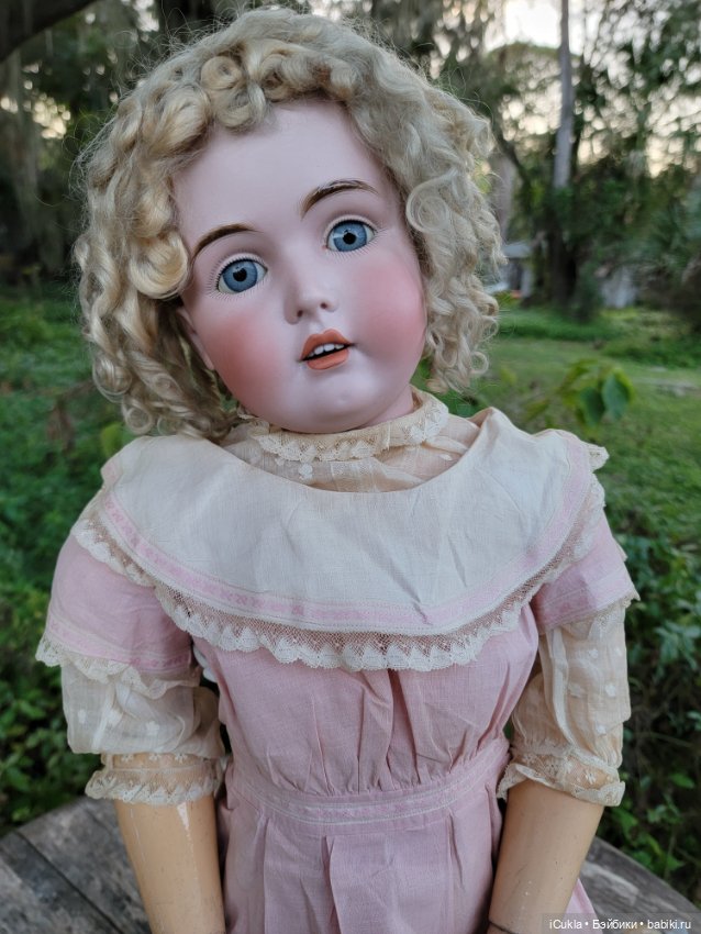 Симонка привела подружку. Новая антикварная девочка 33"