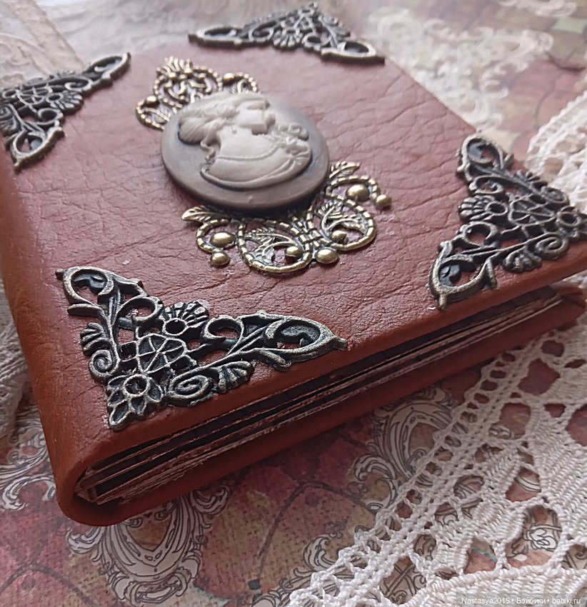 Хранить воспоминания — Скрапбукинг и кардмейкинг: альбомы (фото 7)