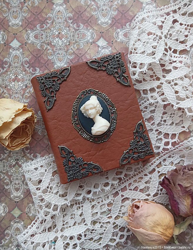 Хранить воспоминания — Скрапбукинг и кардмейкинг: альбомы (фото 4)