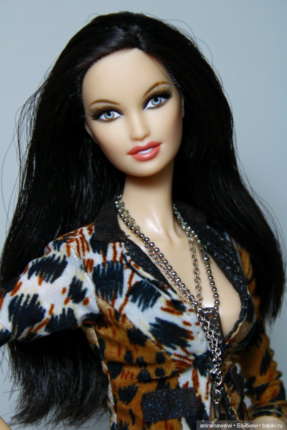 Выход хищников — Куклы Barbie (Барби): Looks