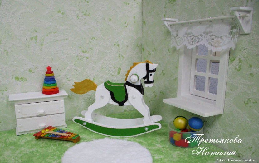 Лошадка-качалка для кукол формата 1/8 (фото 5)