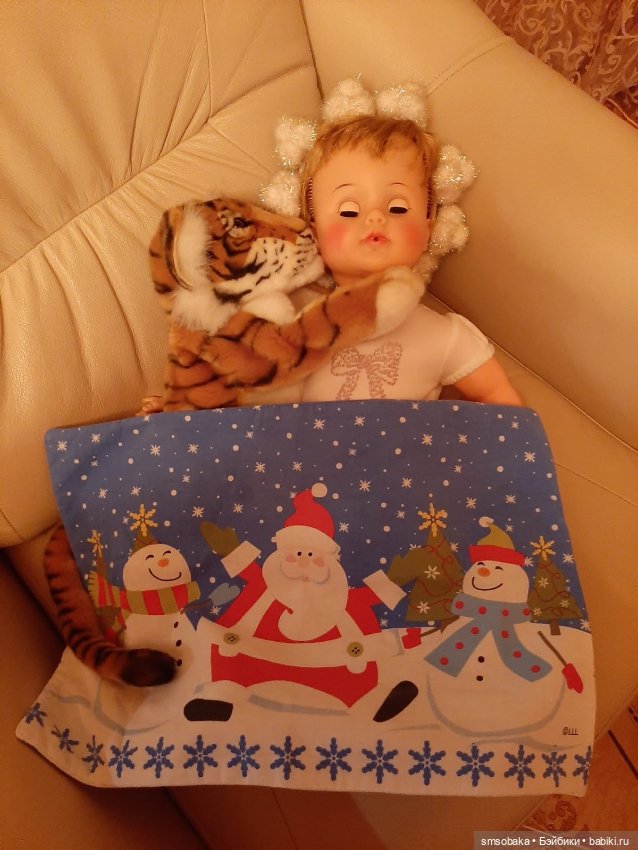 Киси была Снегурочкой в Новый 2022 Год