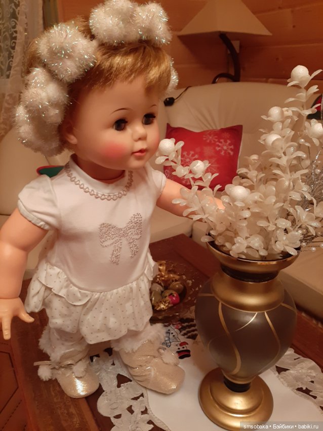 Киси была Снегурочкой в Новый 2022 Год