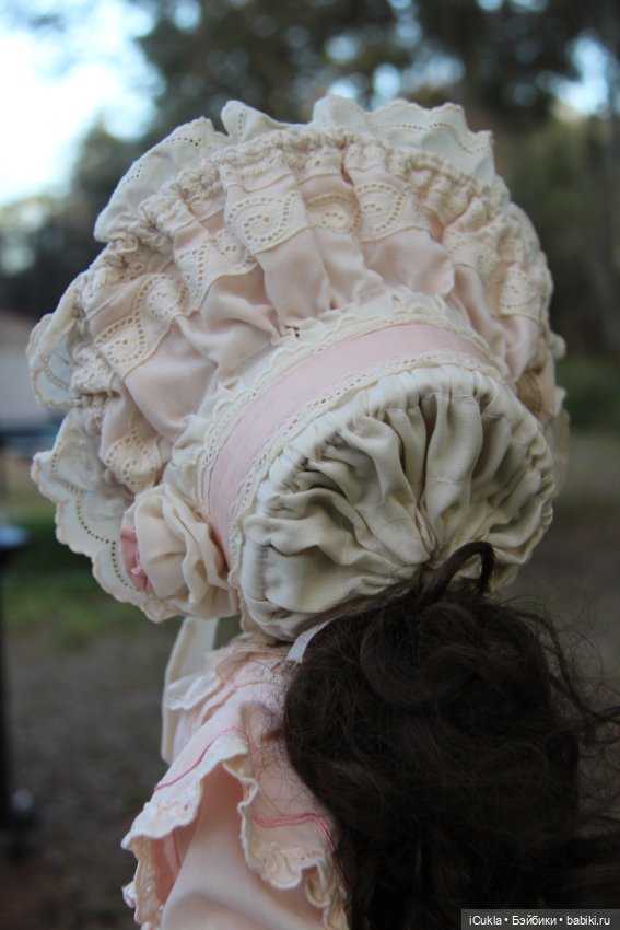 Антикварная кукла Simon & Halbig 1079 61cм получила тот самый наряд (фото 8)