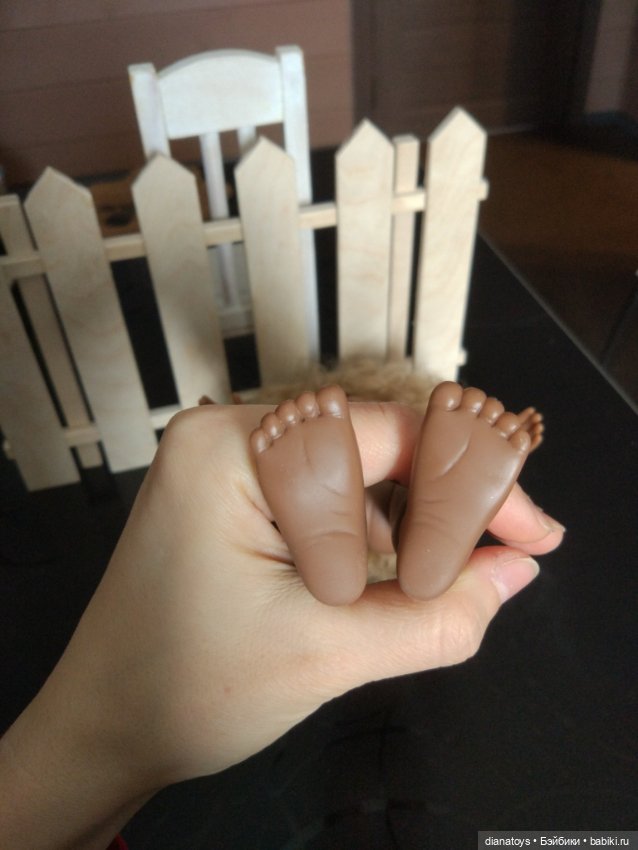 Небольшой обзор куклы Manolo dolls Sofia. Сравнение с Мэйли Паола Рейна (фото 6)