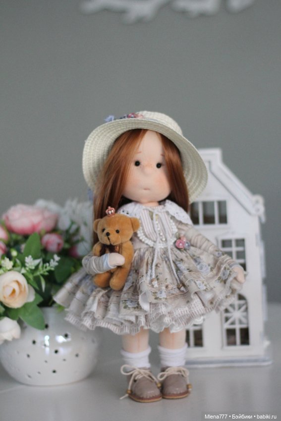 Барышня с мишкой — Авторские текстильные куклы: Вальдорфские (фото 6)