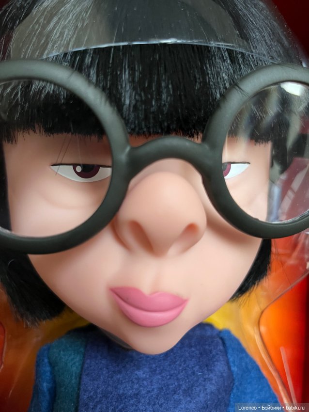 Персона — Кукла Эдна Мод (Edna Mode): Суперсемейка (The Incredibles) (фото 7)