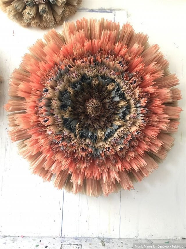 Невероятные бумажные цветы датской художницы (фото 10)