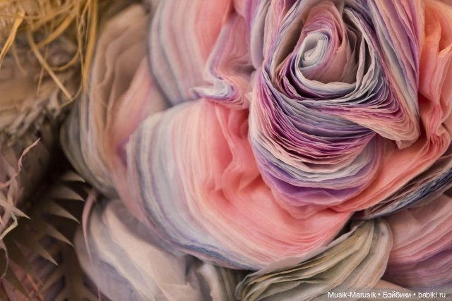 Невероятные бумажные цветы датской художницы