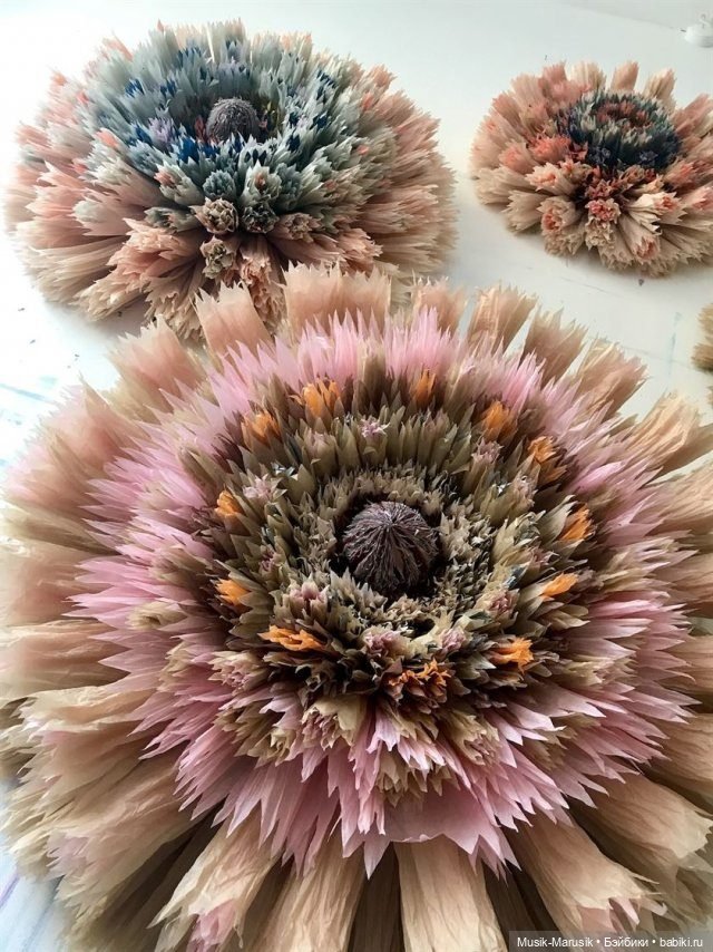 Невероятные бумажные цветы датской художницы