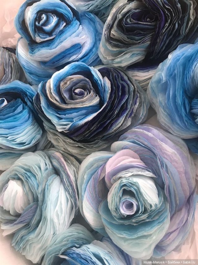 Невероятные бумажные цветы датской художницы