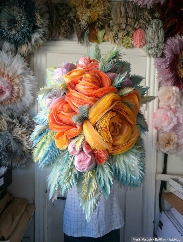 Невероятные бумажные цветы датской художницы (фото 7)