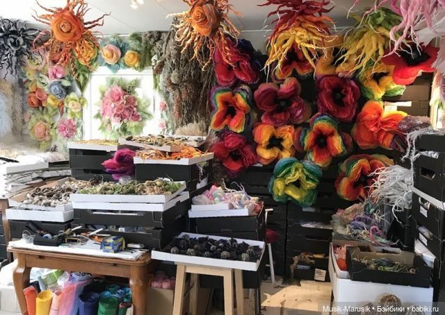 Невероятные бумажные цветы датской художницы (фото 5)