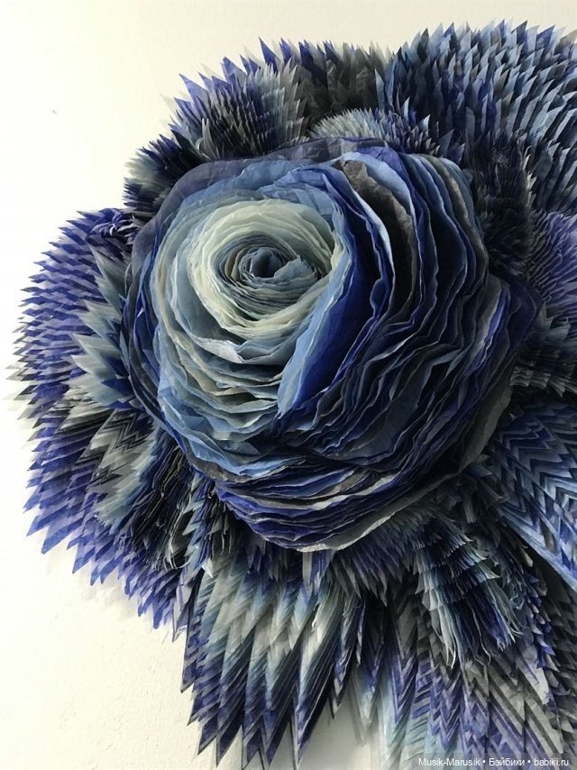 Невероятные бумажные цветы датской художницы (фото 6)