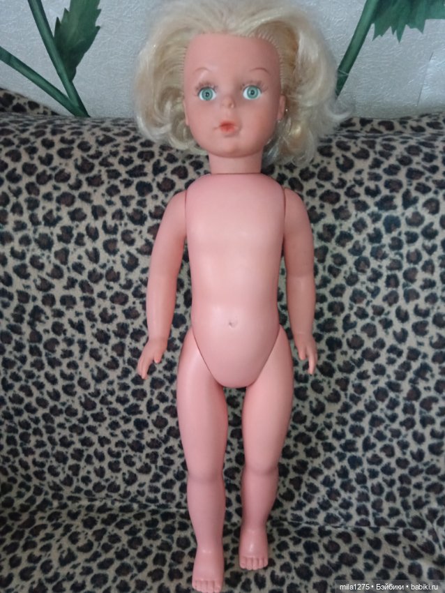 Помогите определить, что это за кукла