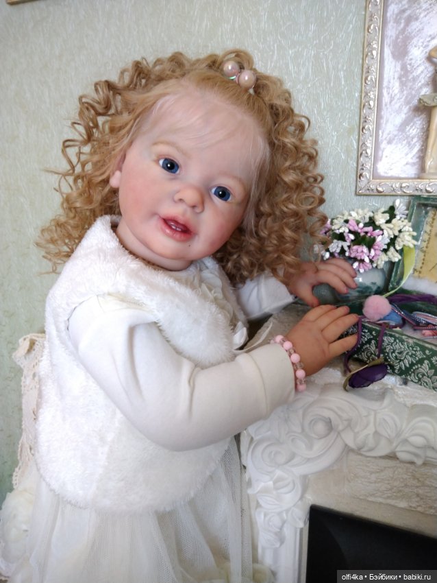 Нежная девочка по имени Илана