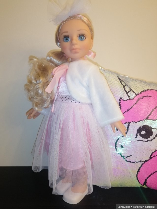 Эсна девочка - Весна VS Свеня Gotz