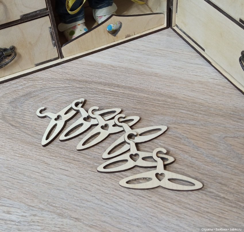 Переносные гардеробные для кукол. Румбоксы. Для кукол ростом до 30 см и до 40 см (фото 7)