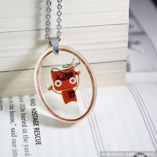 Симпатичные крошечные роботы из электронных деталей