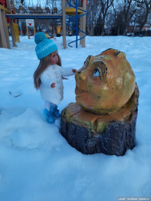 Милана, Милочка, Милашка-очаровашка!.. Vestida de Azul