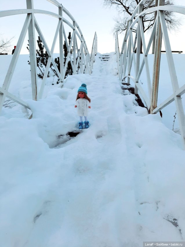 Милана, Милочка, Милашка-очаровашка!.. Vestida de Azul