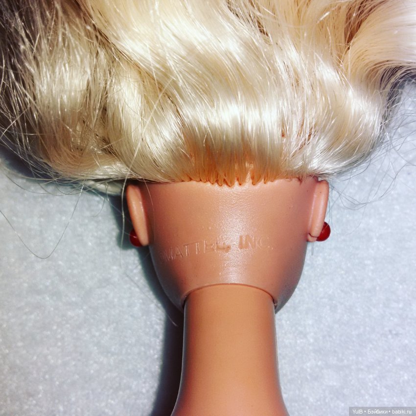 ...Снова в школу — Куклы Barbie (Барби): Looks (фото 4)