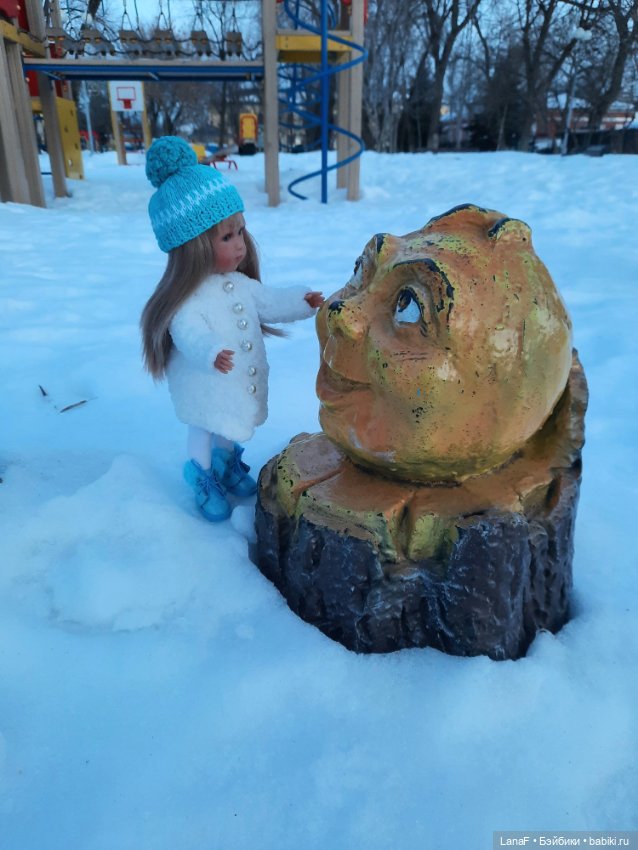 Милана, Милочка, Милашка-очаровашка!.. Vestida de Azul