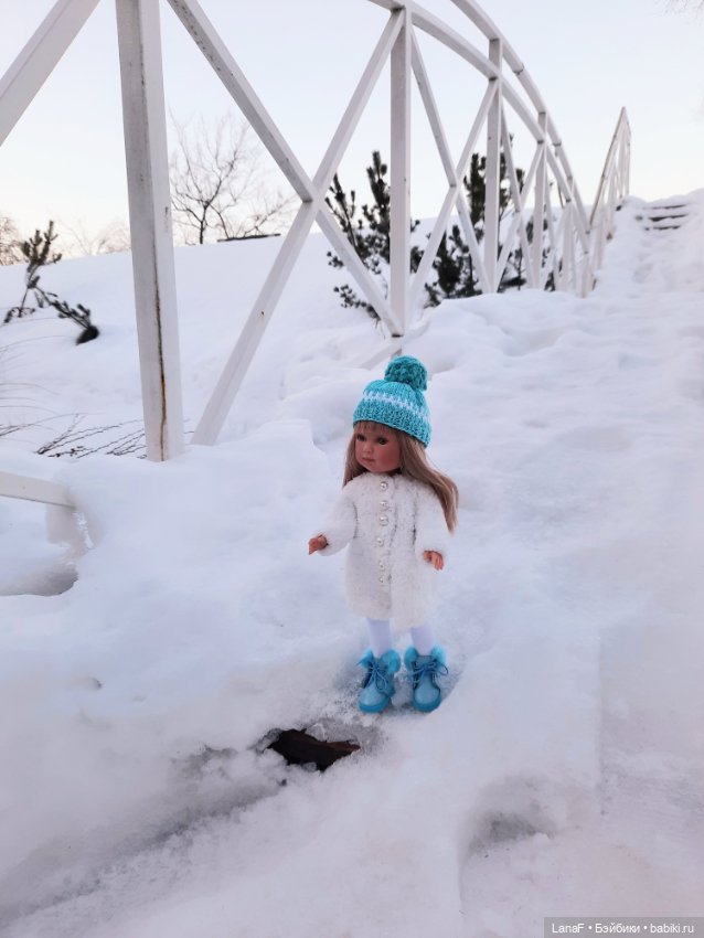 Милана, Милочка, Милашка-очаровашка!.. Vestida de Azul