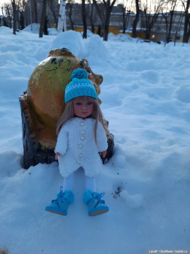 Милана, Милочка, Милашка-очаровашка!.. Vestida de Azul