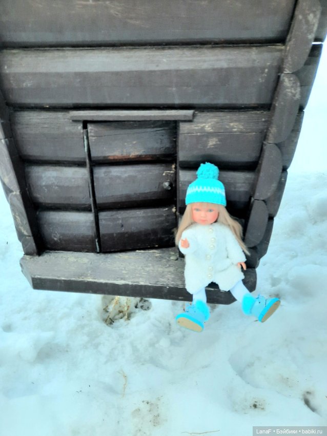 Милана, Милочка, Милашка-очаровашка!.. Vestida de Azul