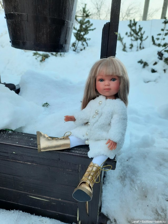 Милана, Милочка, Милашка-очаровашка!.. Vestida de Azul