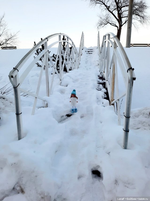 Милана, Милочка, Милашка-очаровашка!.. Vestida de Azul