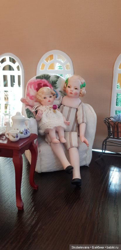 Небольшая фотосессия неожиданной куколки (фото 5)