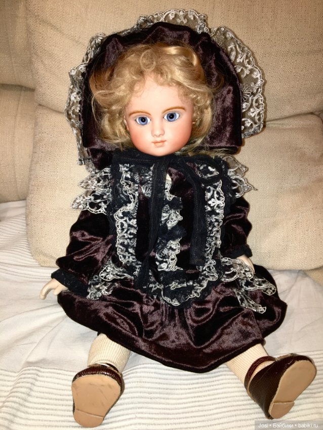 Красивейшая Nadine с голубыми глазами, реплика (фото 2)