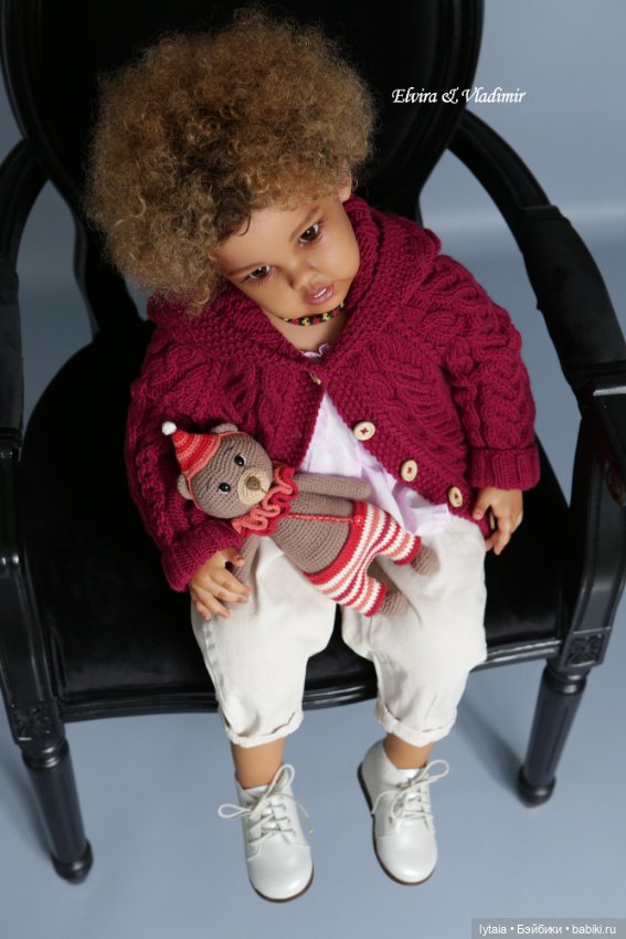 Крессида, скульптор Пинг Лау, рост 32 дюйма (фото 9)