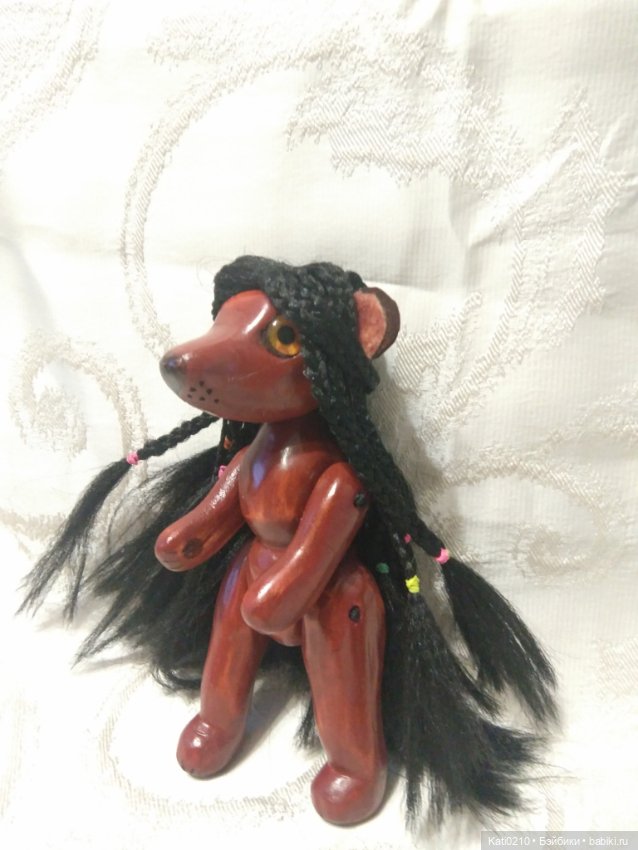 Деревянная клоунесса-медвежонок (фото 9)