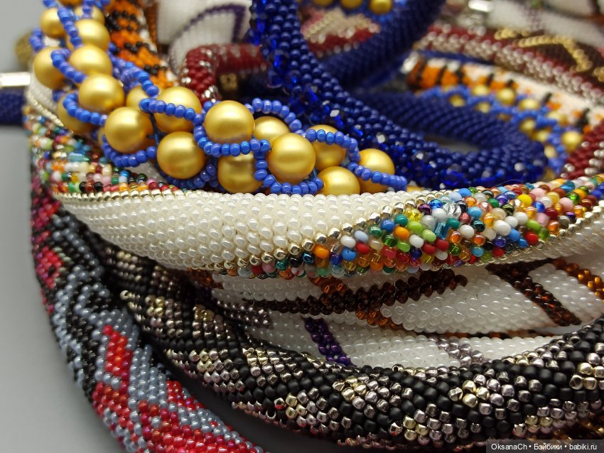 О ней — Проба пера: рассказы