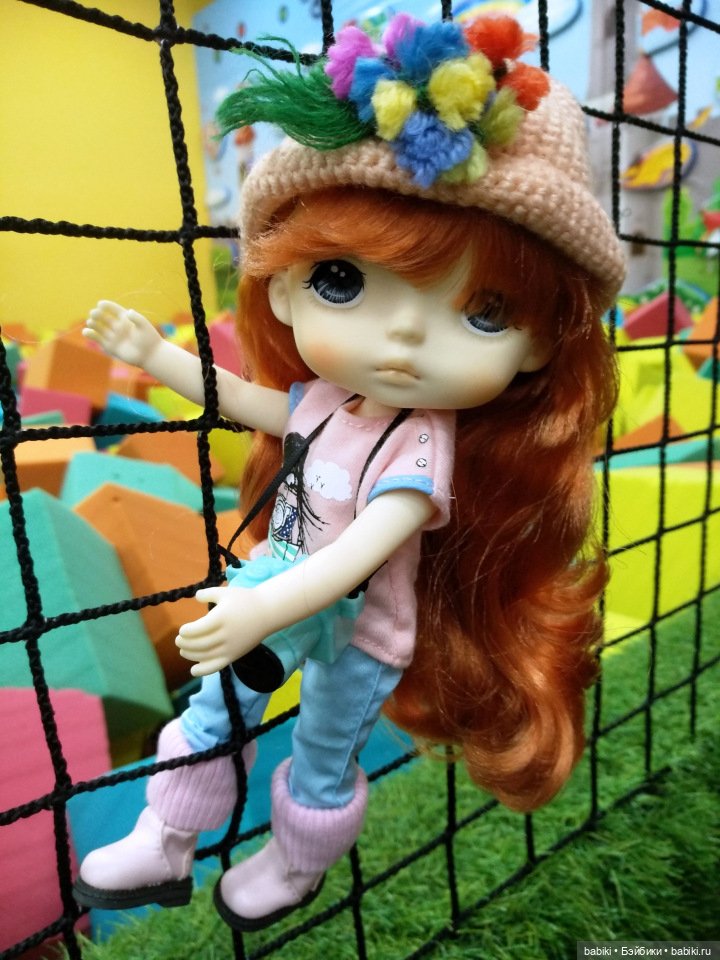 Малышка Monst или как рассмешить Несмеяну