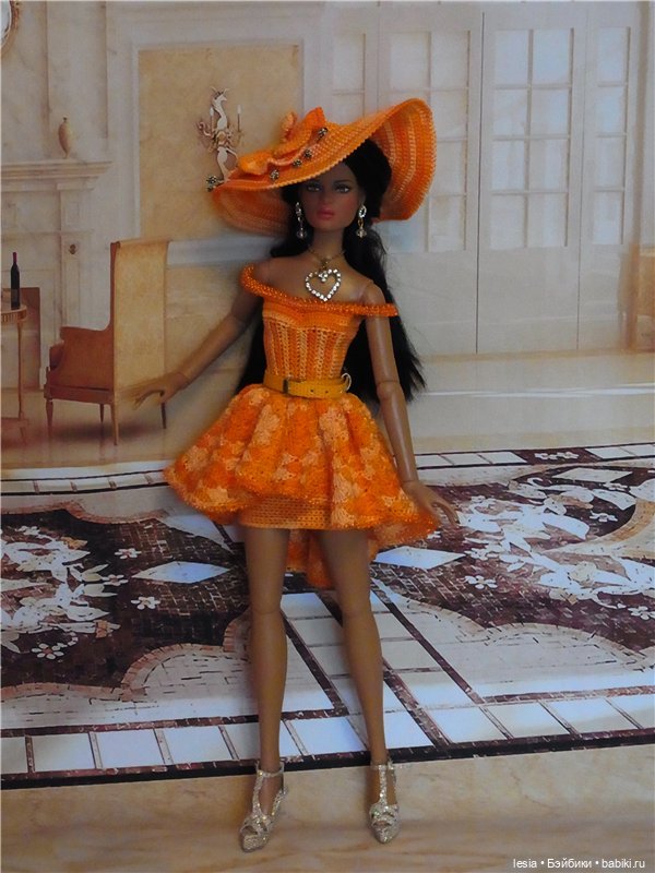 Новенькое для кукол формата 16 дюймов