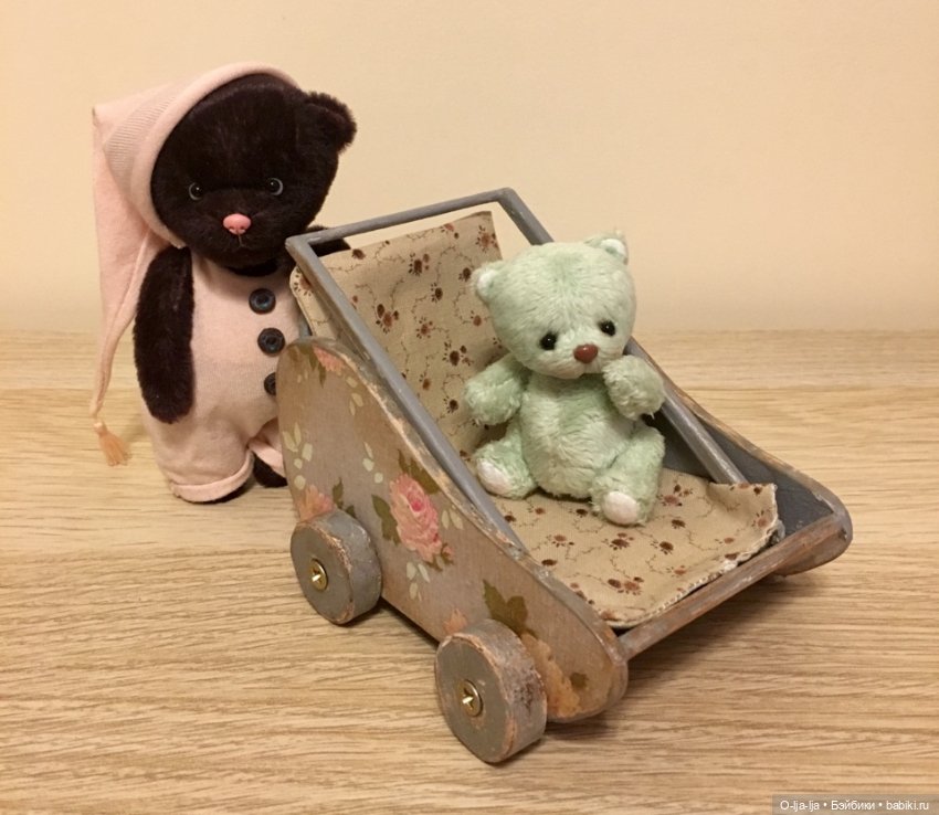 Ласковое солнышко улыбнулось весело