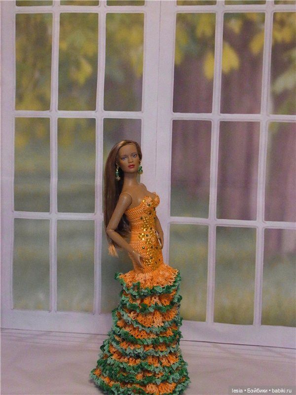 Вязаные наряды для кукол Тоннер