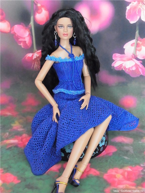 Новые наряды для кукол Тоннер