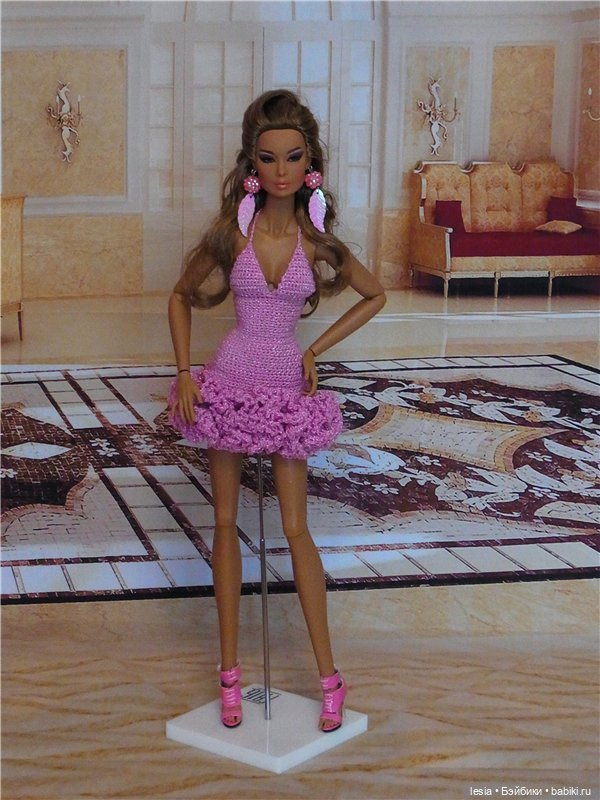 Новенькое для кукол формата 16 дюймов