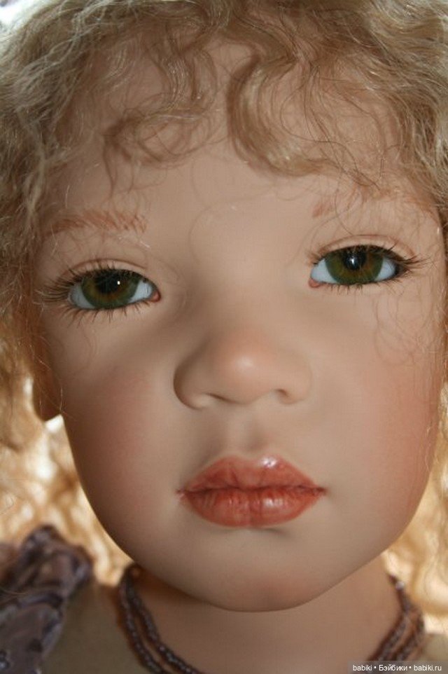 Парад красавиц продолжается... Илона Завирузински (фото 6)