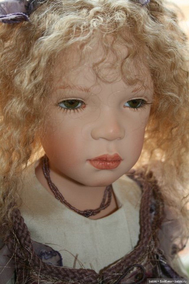 Парад красавиц продолжается... Илона Завирузински (фото 5)