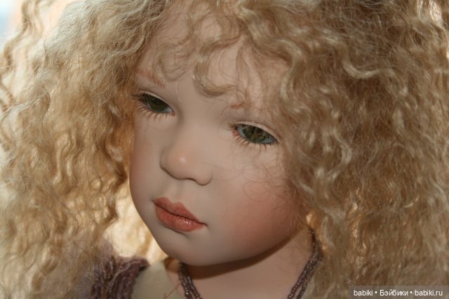 Парад красавиц продолжается... Илона Завирузински (фото 8)