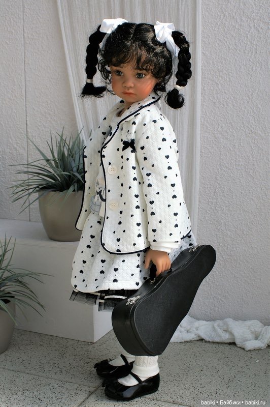 Новенькие красотки от Angela Sutter. 2018